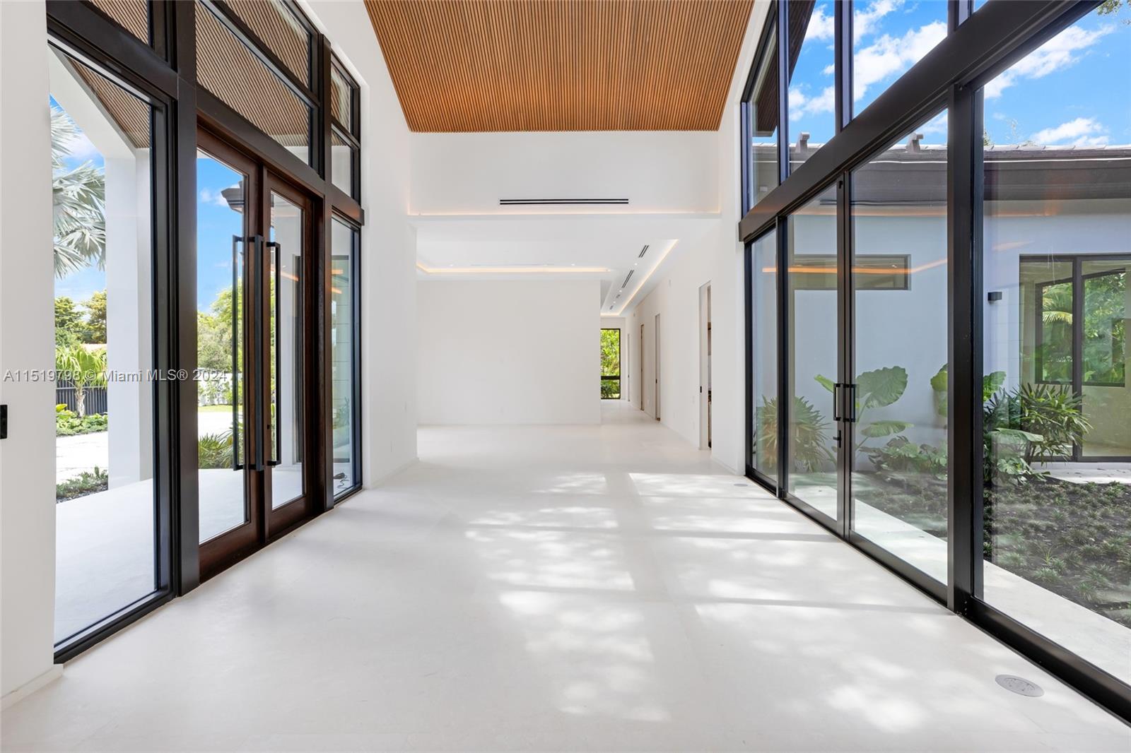 MILLER DRIVE ESTS 1ST ADD - Residential