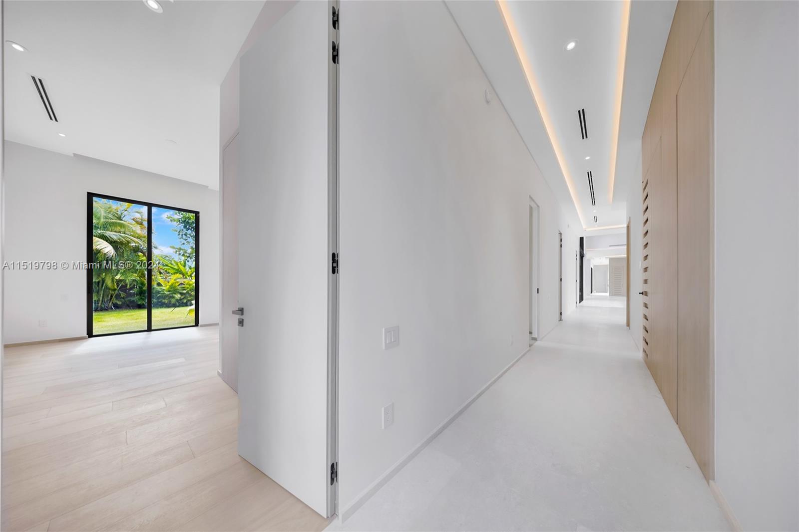MILLER DRIVE ESTS 1ST ADD - Residential