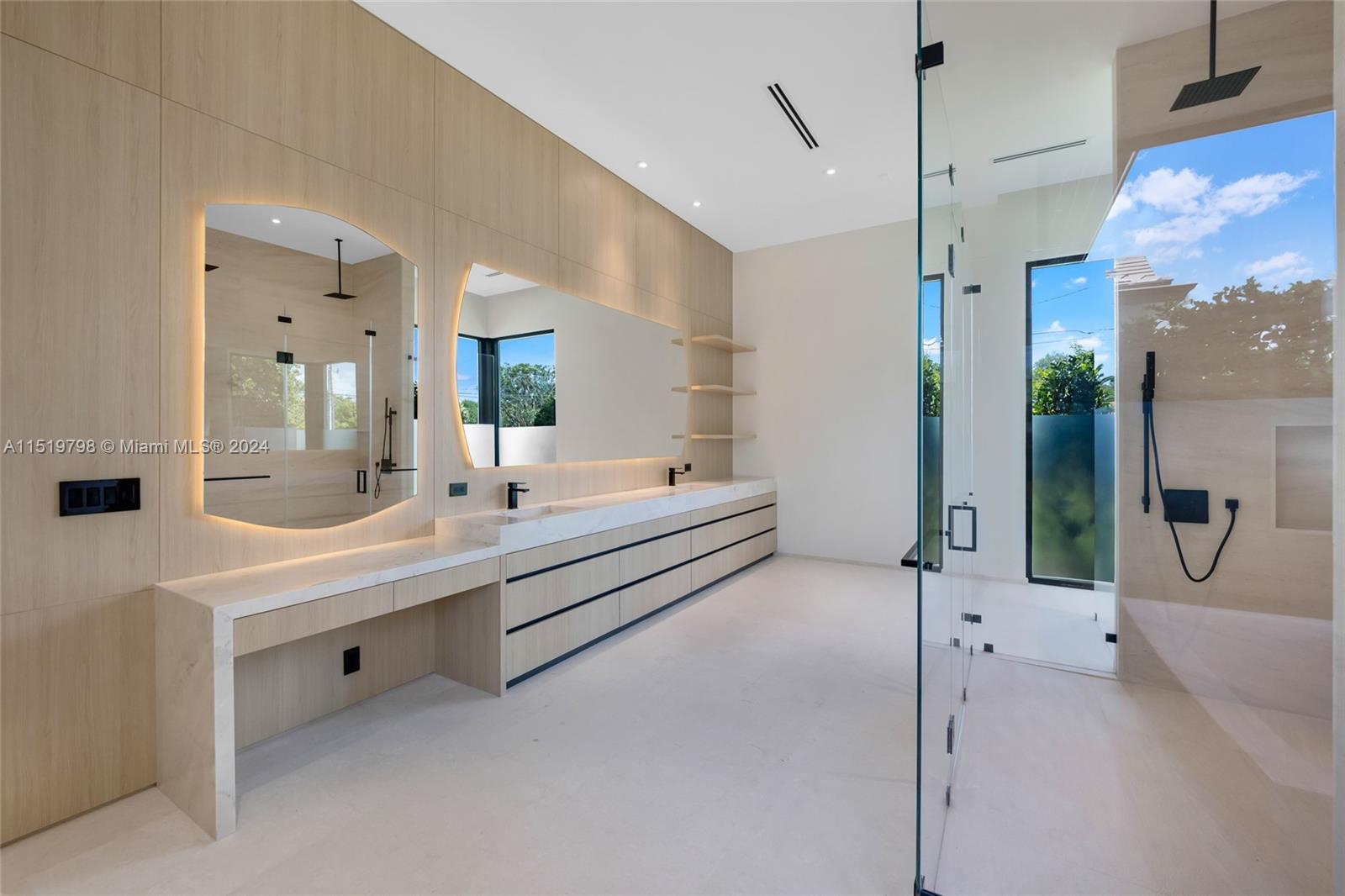 MILLER DRIVE ESTS 1ST ADD - Residential