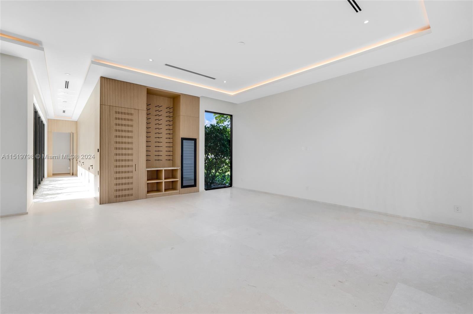 MILLER DRIVE ESTS 1ST ADD - Residential
