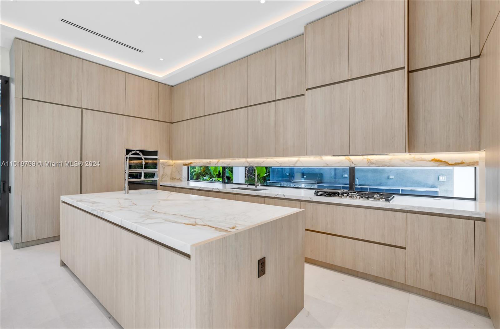 MILLER DRIVE ESTS 1ST ADD - Residential