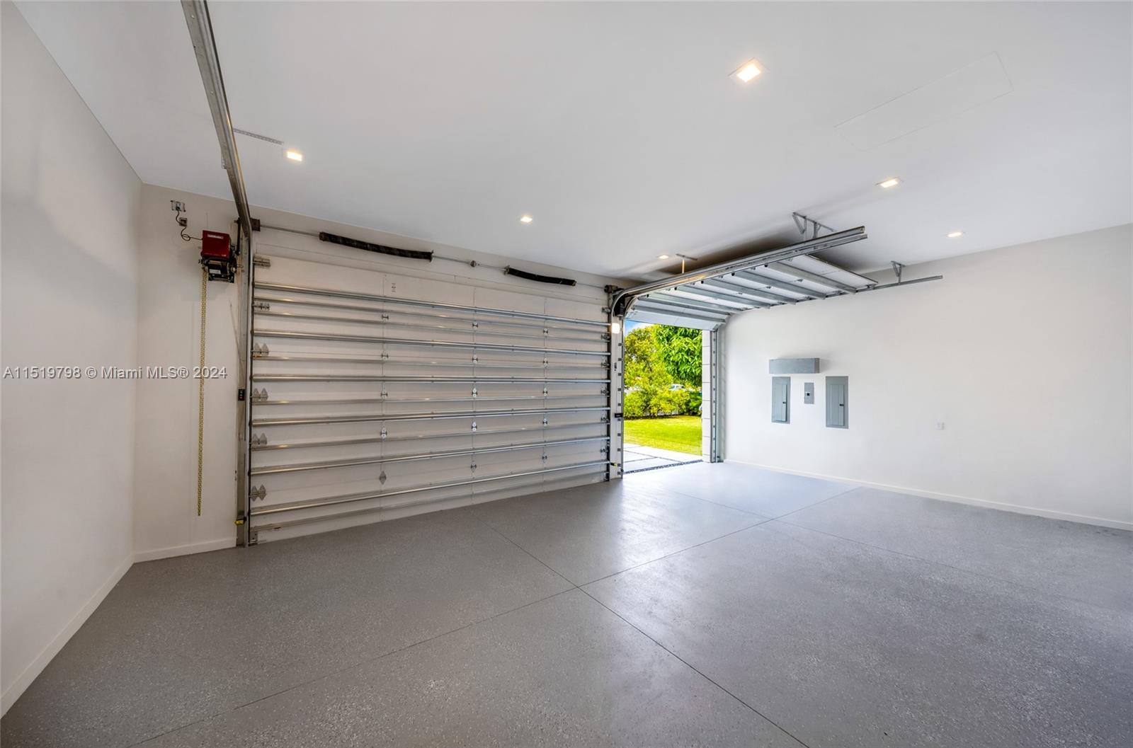 MILLER DRIVE ESTS 1ST ADD - Residential