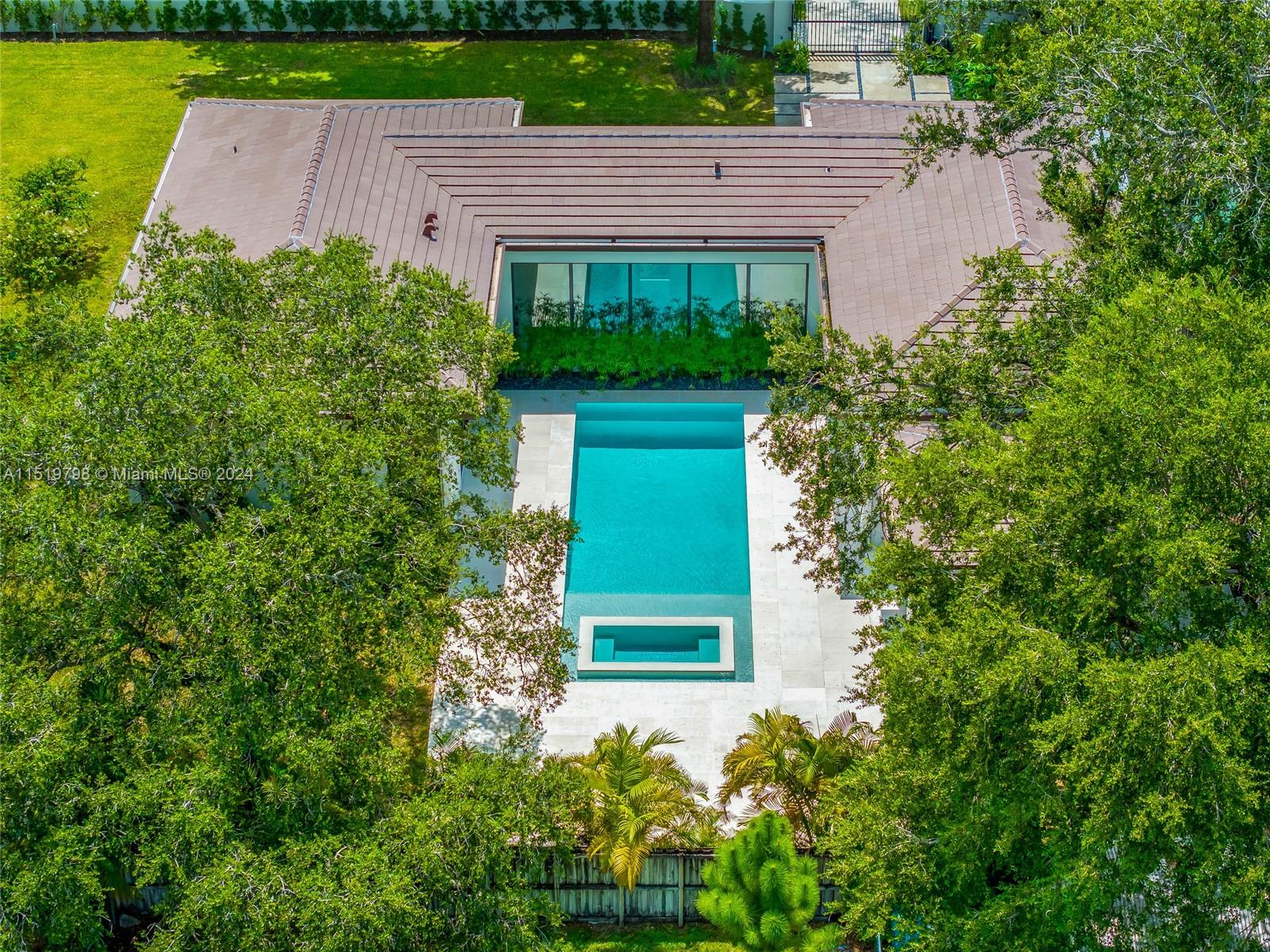 MILLER DRIVE ESTS 1ST ADD - Residential