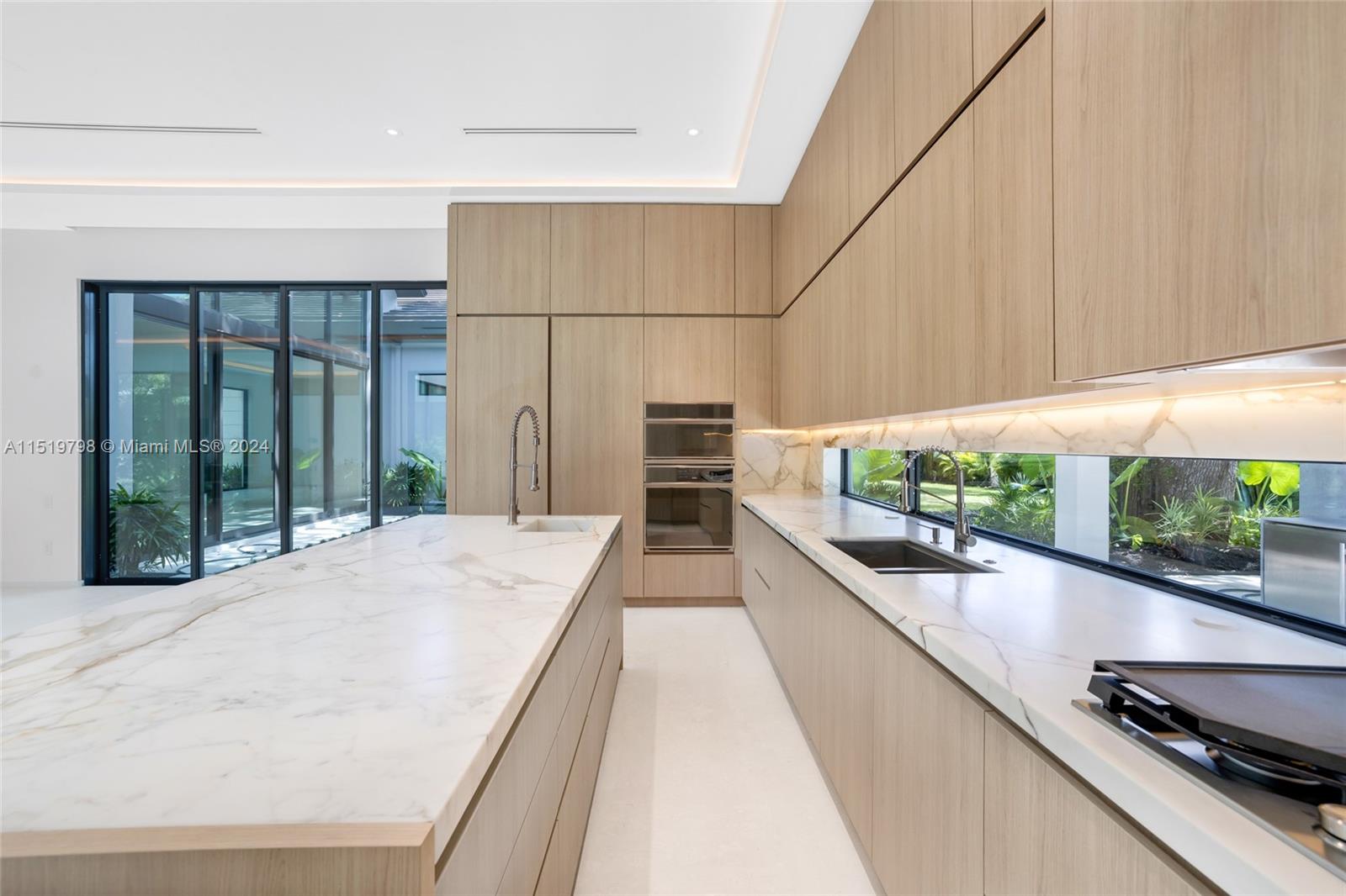 MILLER DRIVE ESTS 1ST ADD - Residential