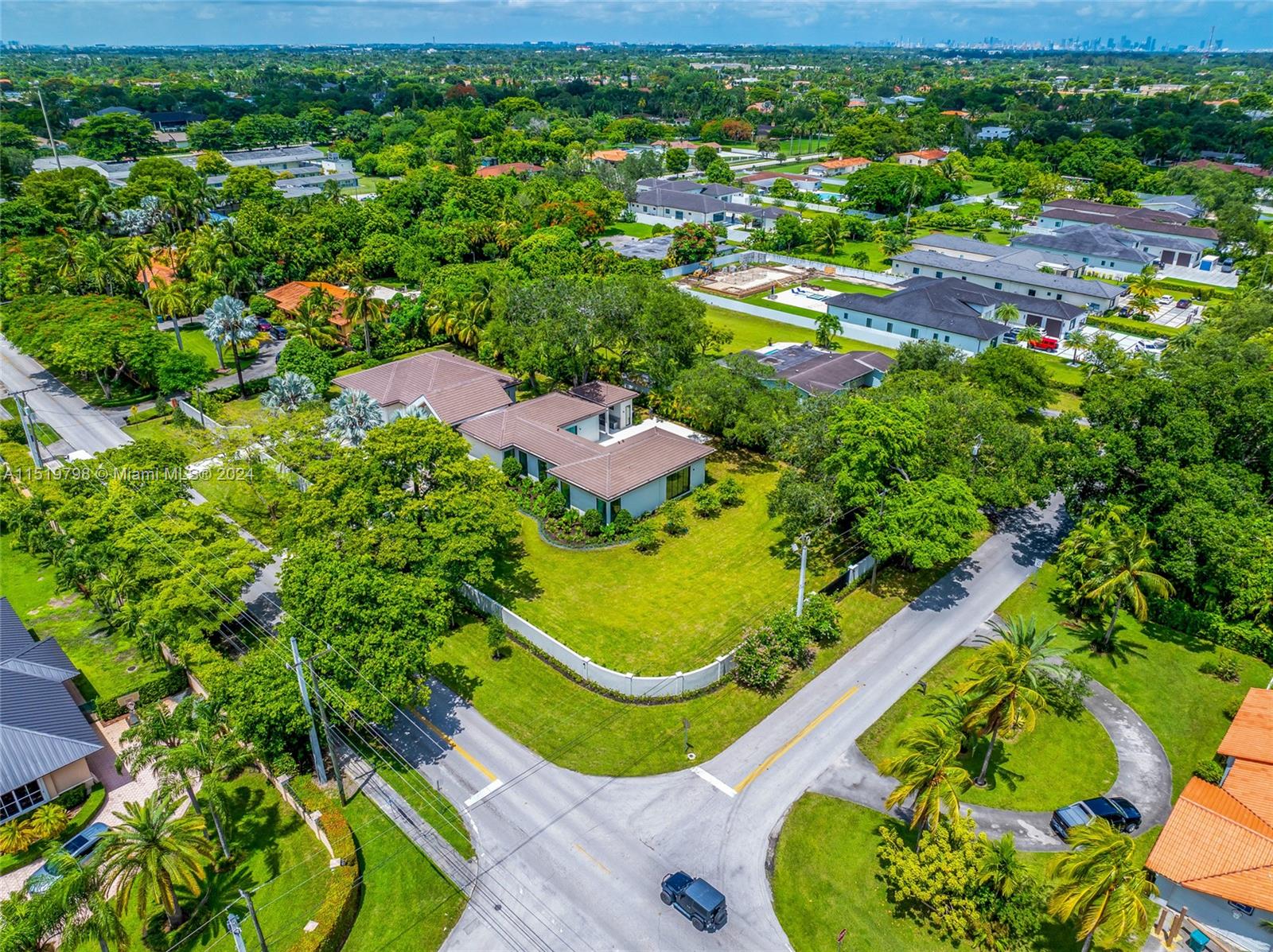 MILLER DRIVE ESTS 1ST ADD - Residential