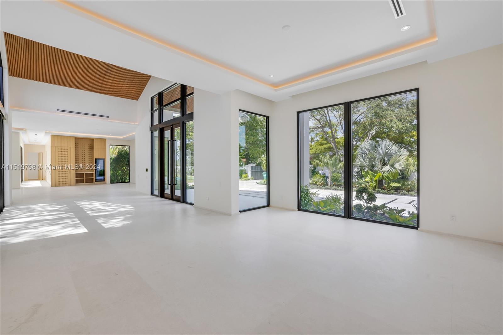MILLER DRIVE ESTS 1ST ADD - Residential
