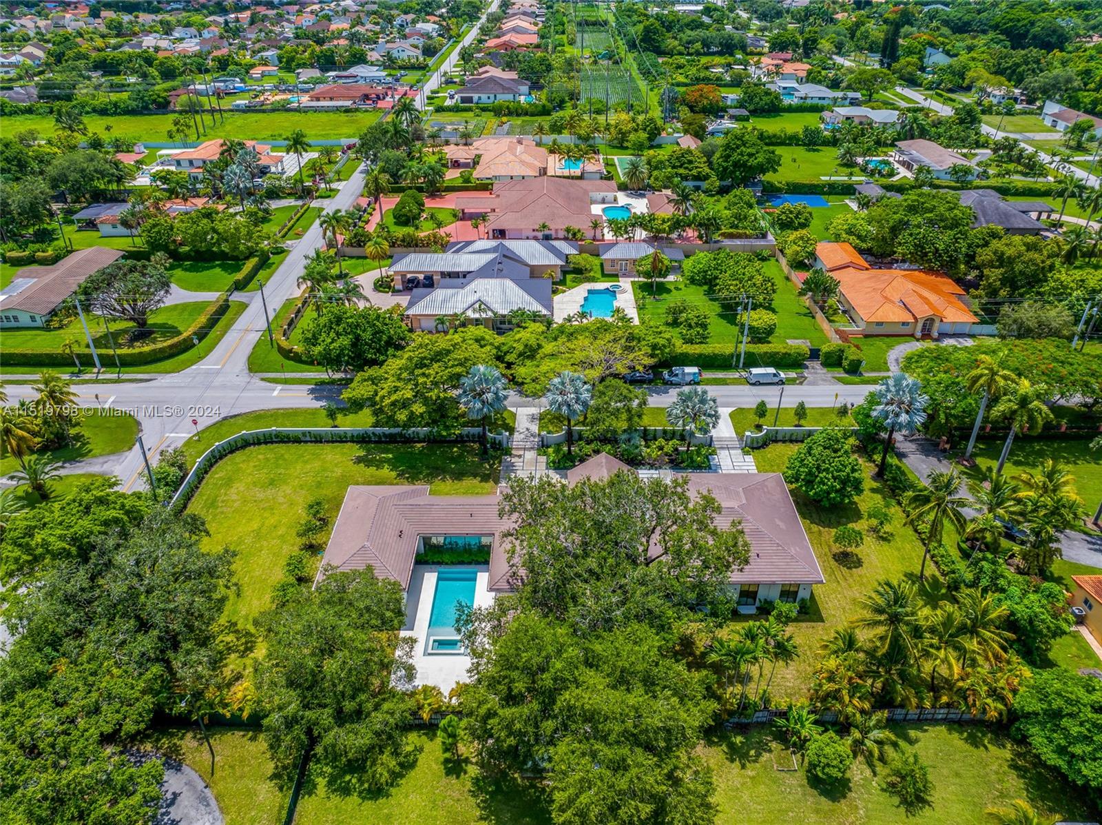 MILLER DRIVE ESTS 1ST ADD - Residential