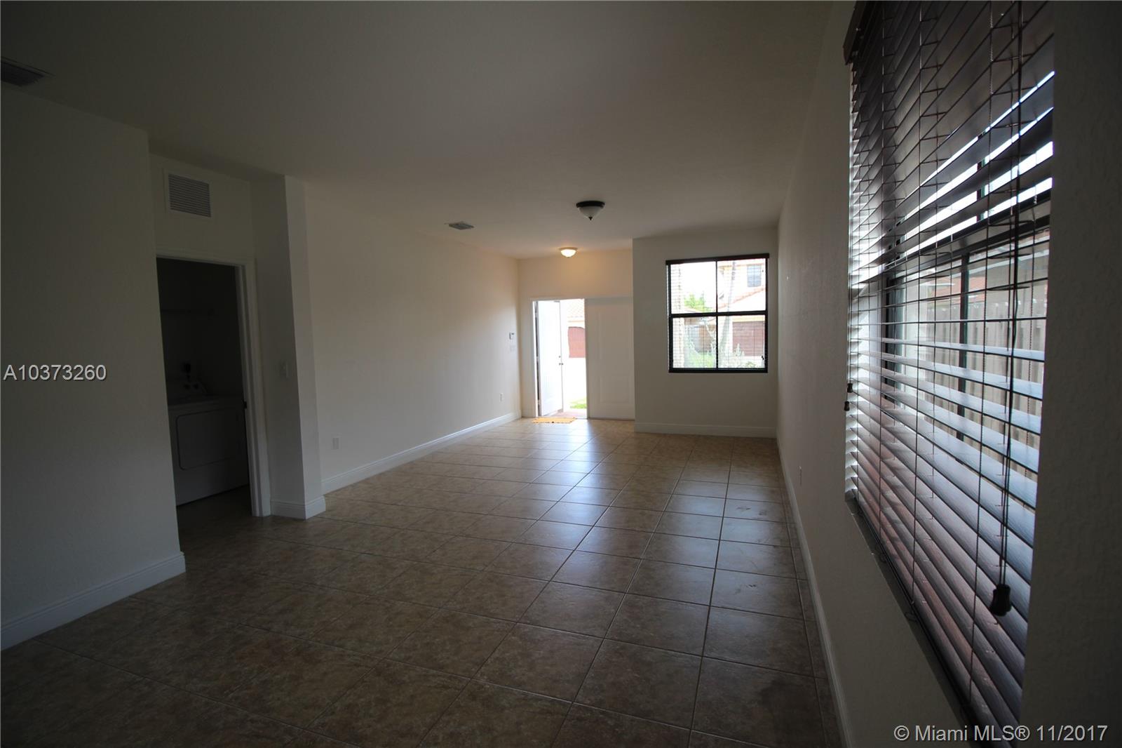 FONTAINEBLEAU WEST - Residential Lease