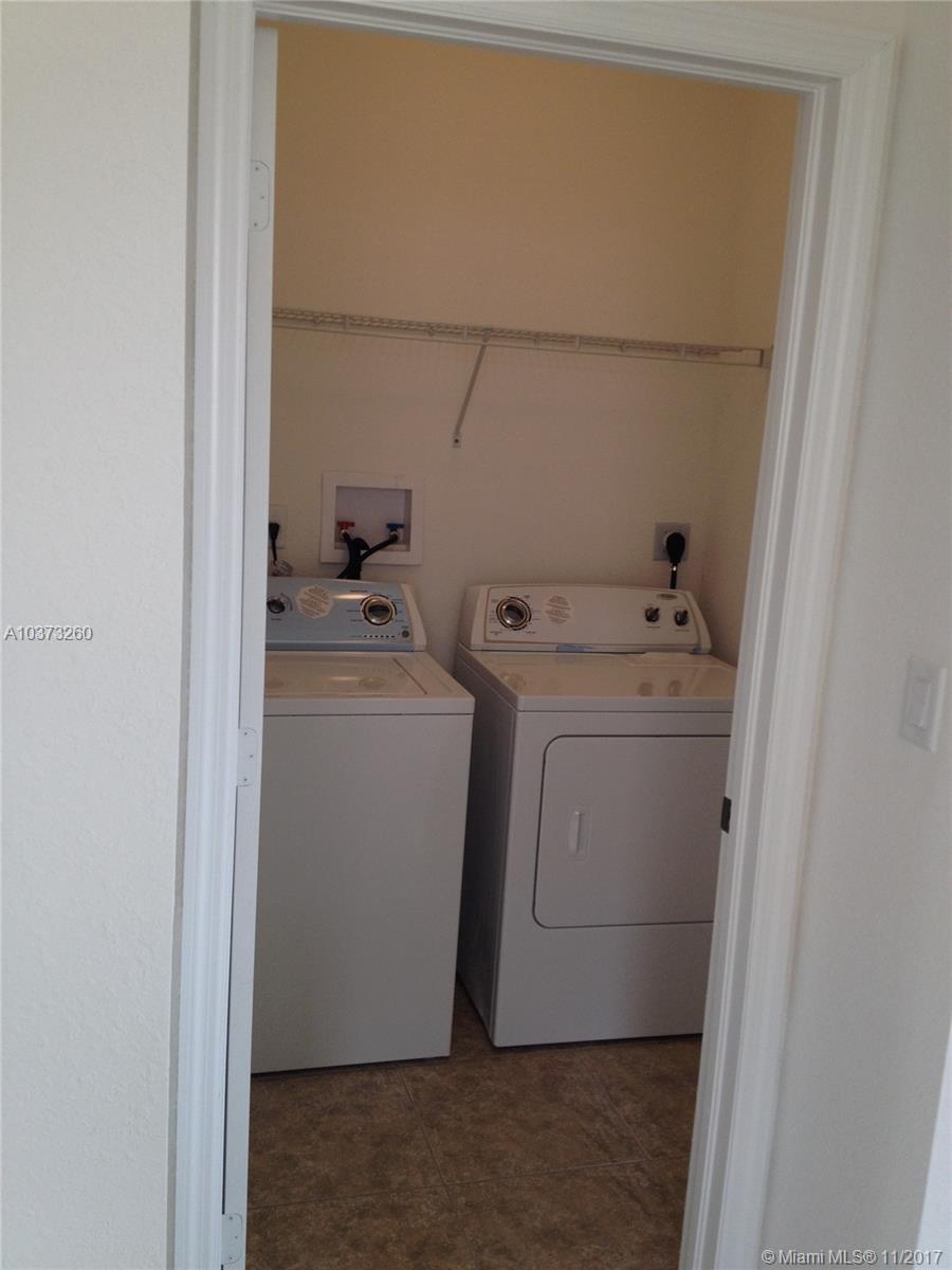 FONTAINEBLEAU WEST - Residential Lease