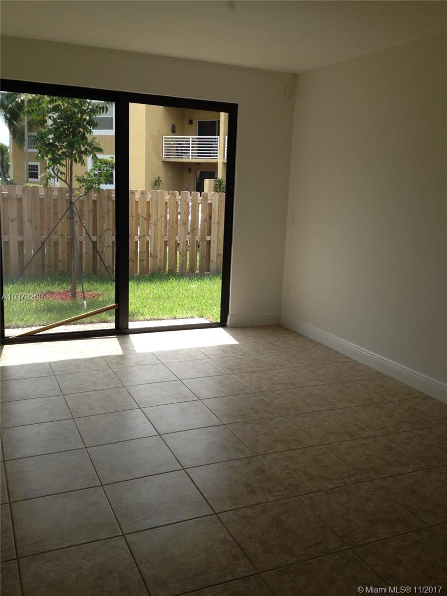 FONTAINEBLEAU WEST - Residential Lease