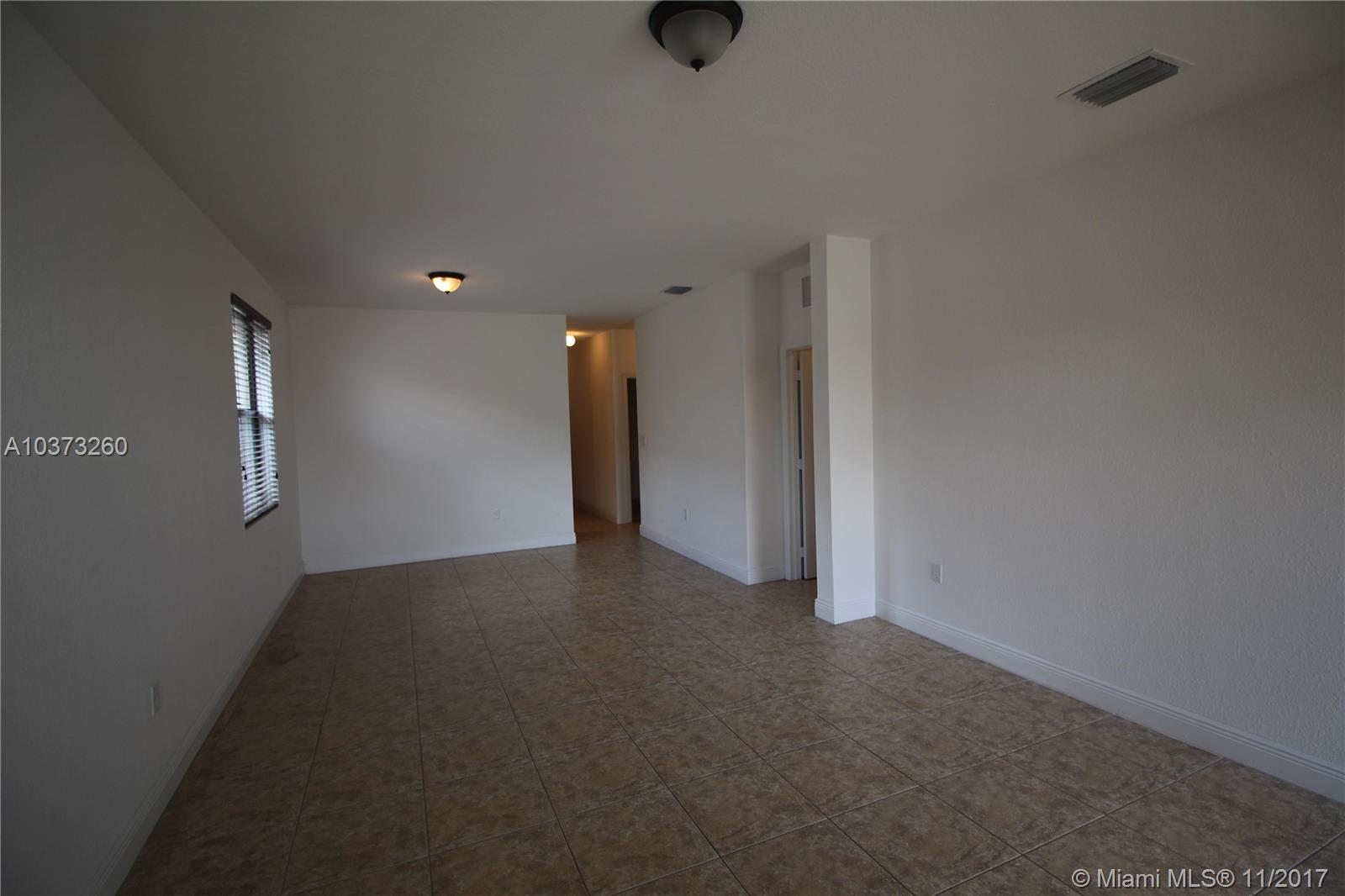 FONTAINEBLEAU WEST - Residential Lease