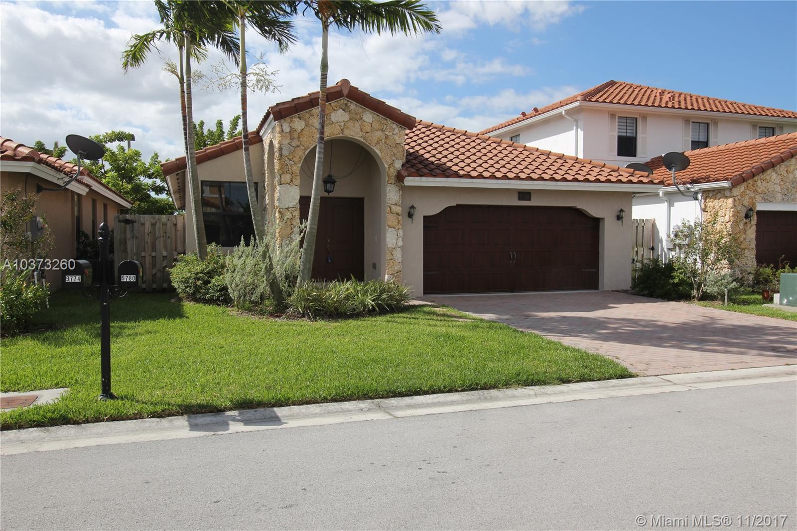 FONTAINEBLEAU WEST - Residential Lease