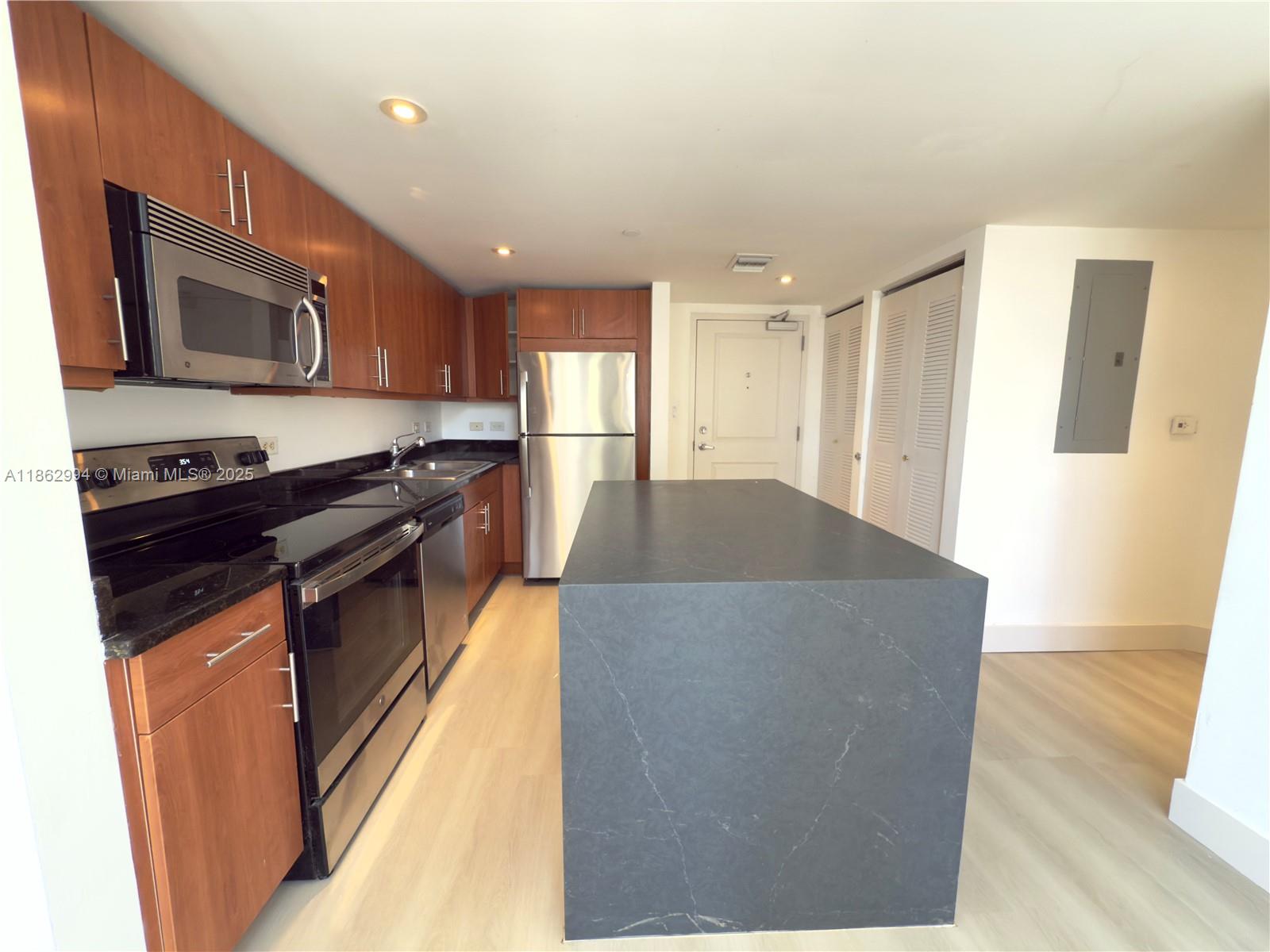 111 E Flagler St 805
