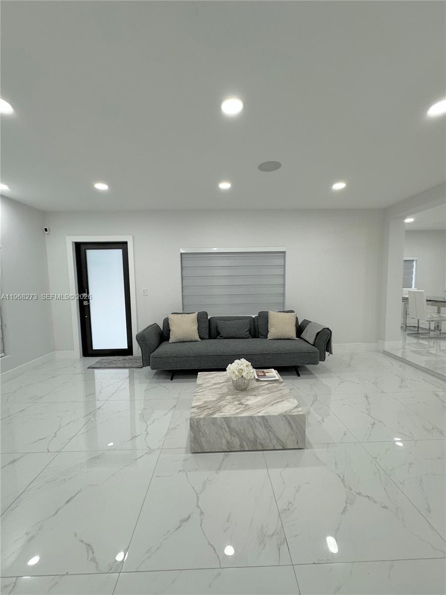 CORAL WAY PK SEC D - Residential