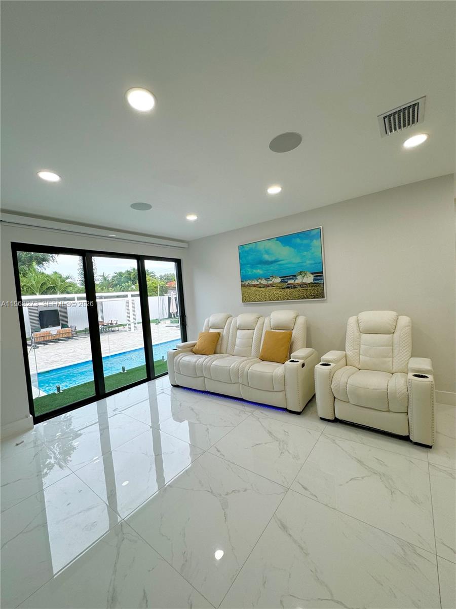 CORAL WAY PK SEC D - Residential