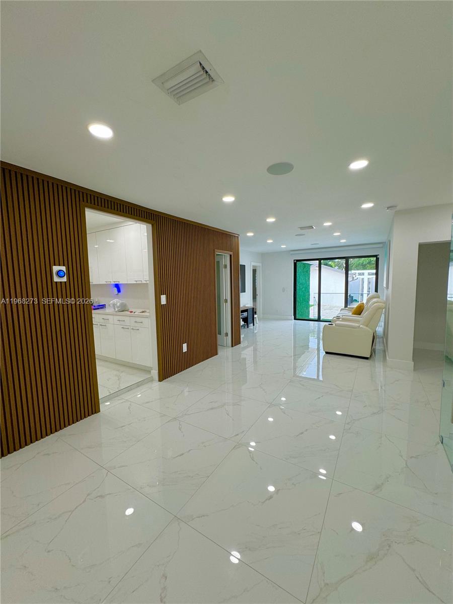 CORAL WAY PK SEC D - Residential