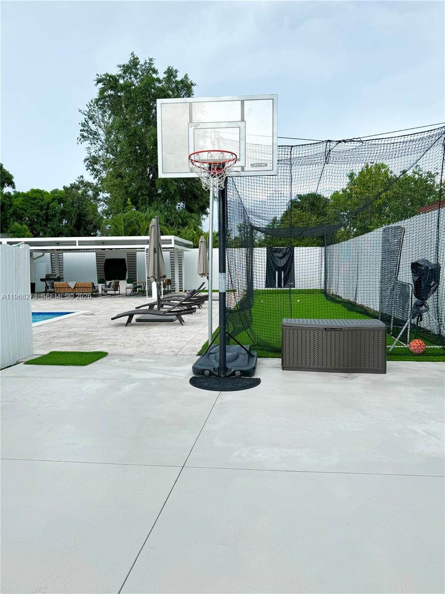 CORAL WAY PK SEC D - Residential