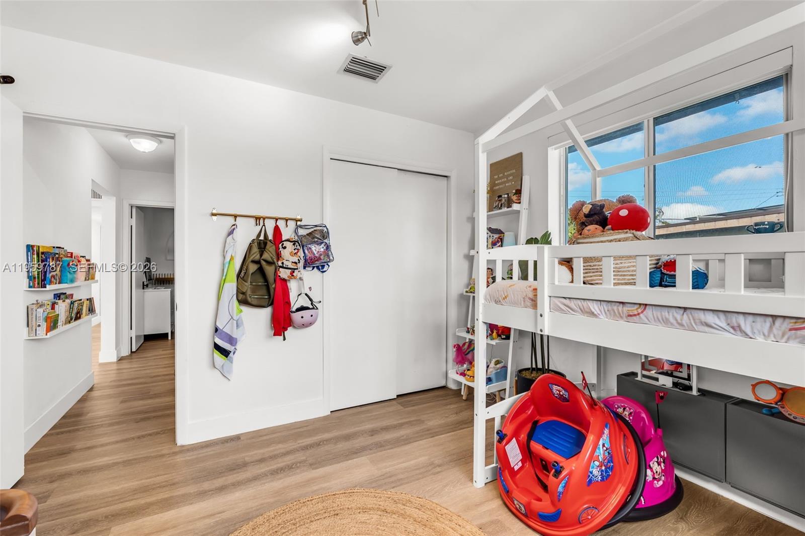 GREEN HILLS SEC 3 - Residential