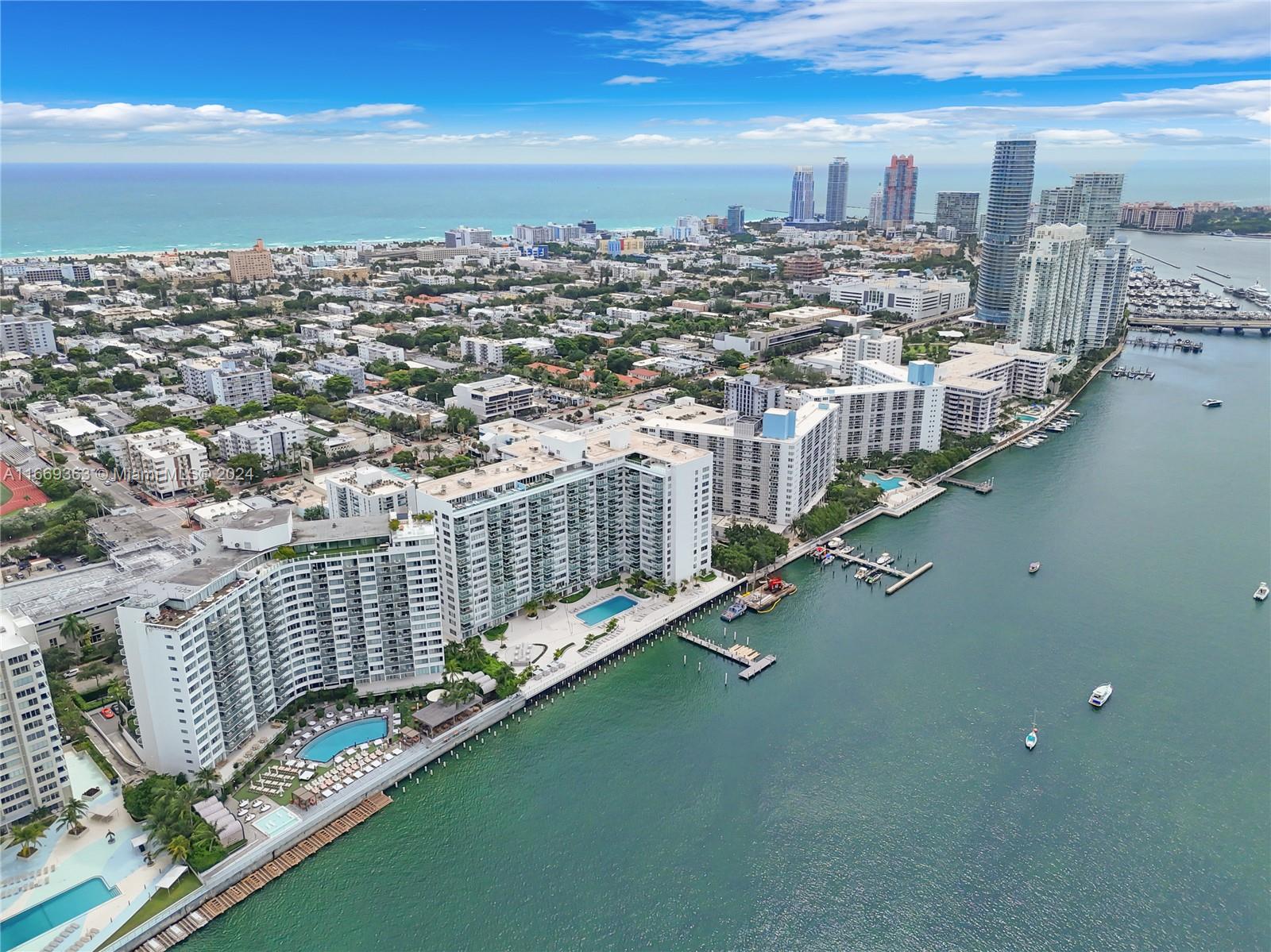 1000 West Ave 1121
