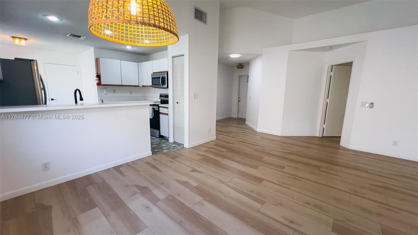 FOREST RIDGE CLUSTER HOME - Residential Lease