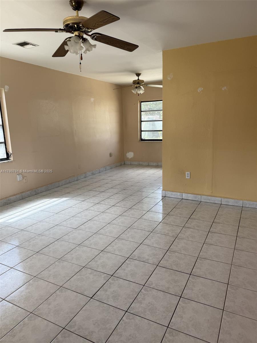 741 NE 2nd Pl