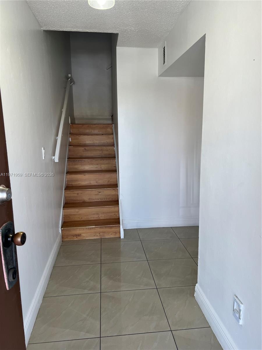 PARKVIEW CONDO NO 1 - Residential