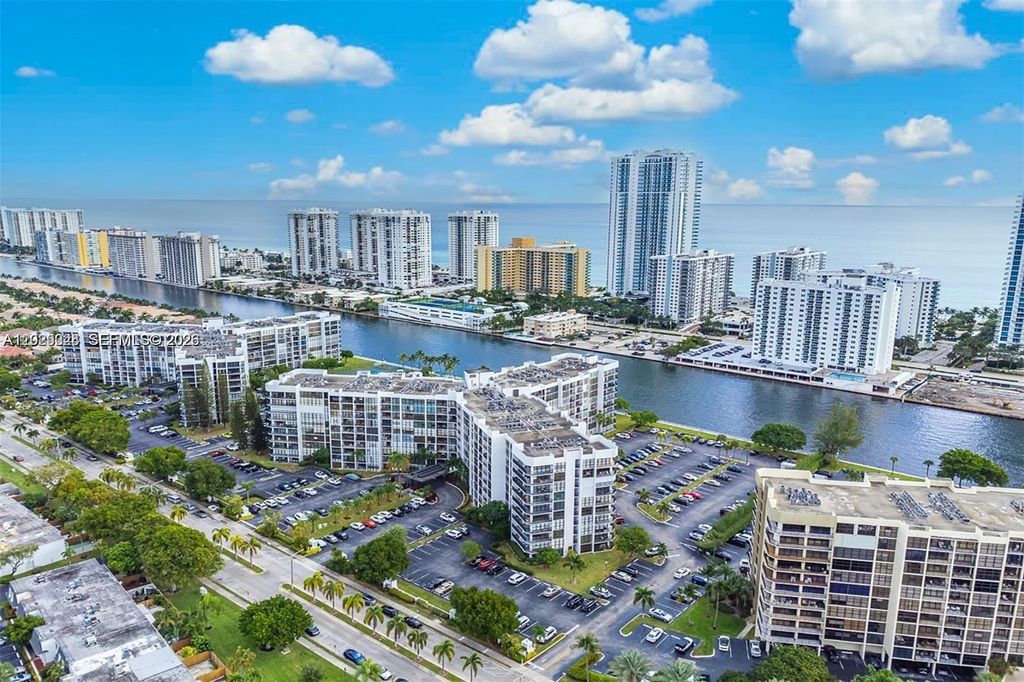 Photo of 800 Parkview Dr #527, Hallandale Beach, FL 33009 (MLS # A12029024)