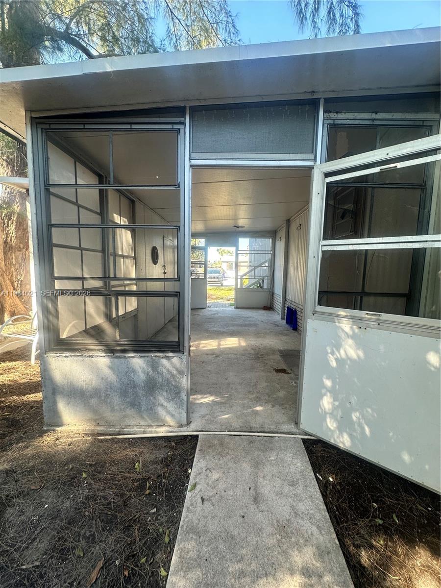 WATERGATE MOBILE HOME EST - Residential Lease