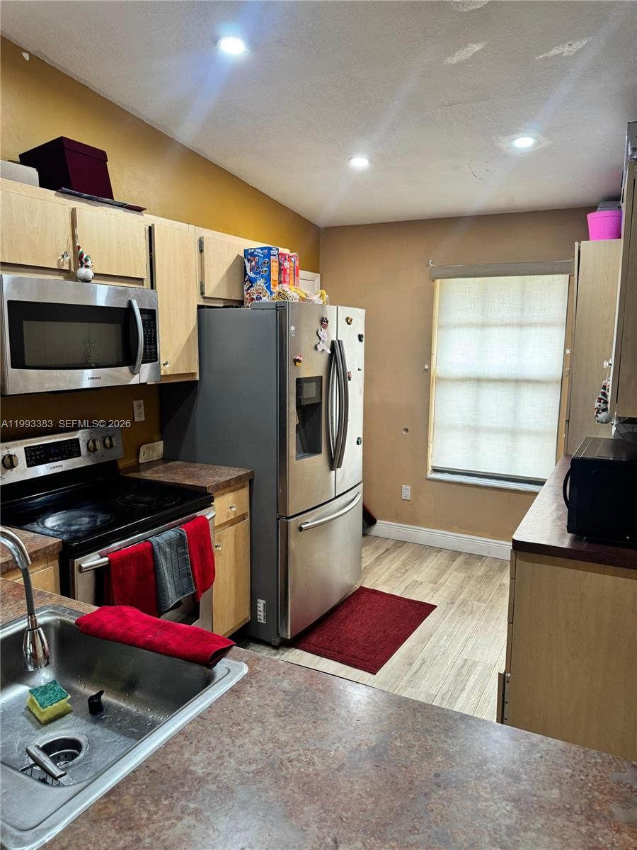 MEADOWS OF MIRAMAR PHASE - Residential