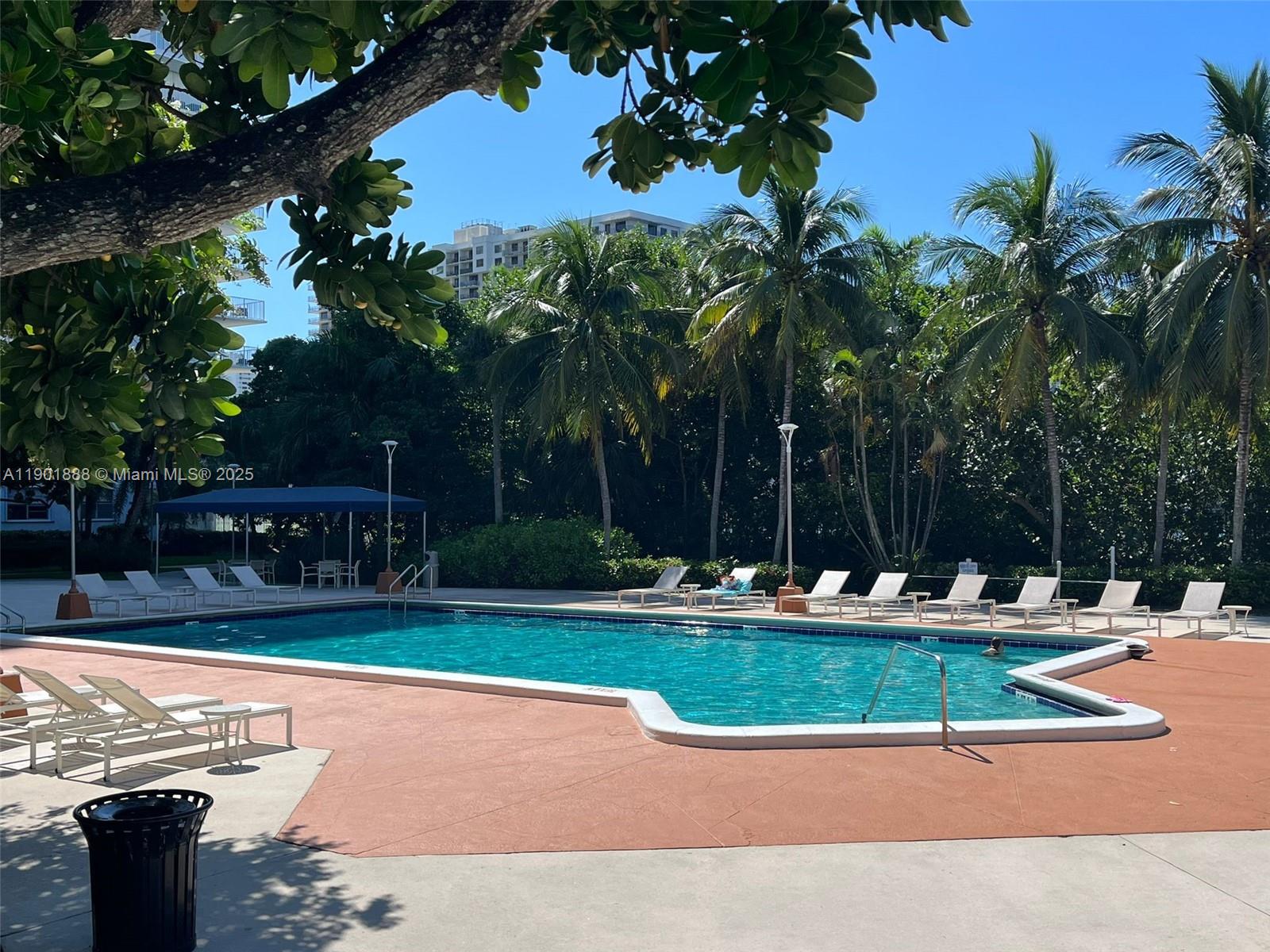 ADMIRALS PORT CONDO EAST - Residential