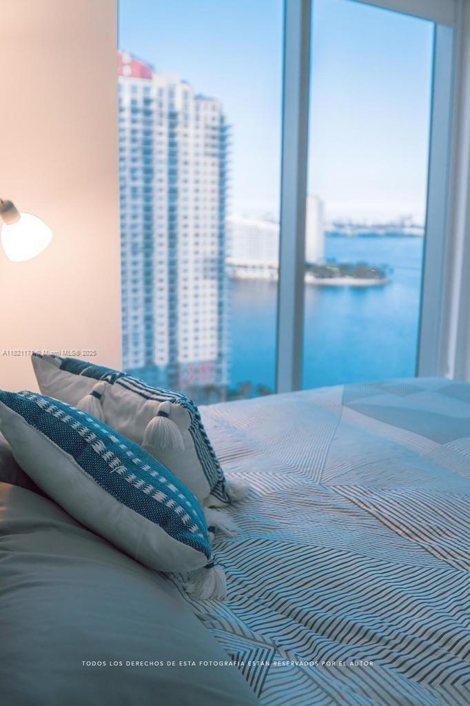 BRICKELLHOUSE CONDO - Residential Lease