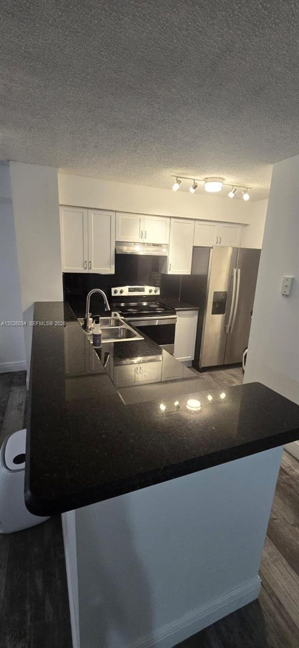 Photo of 530 S Park Rd #17-11, Hollywood, FL 33021 (MLS # A12026034)