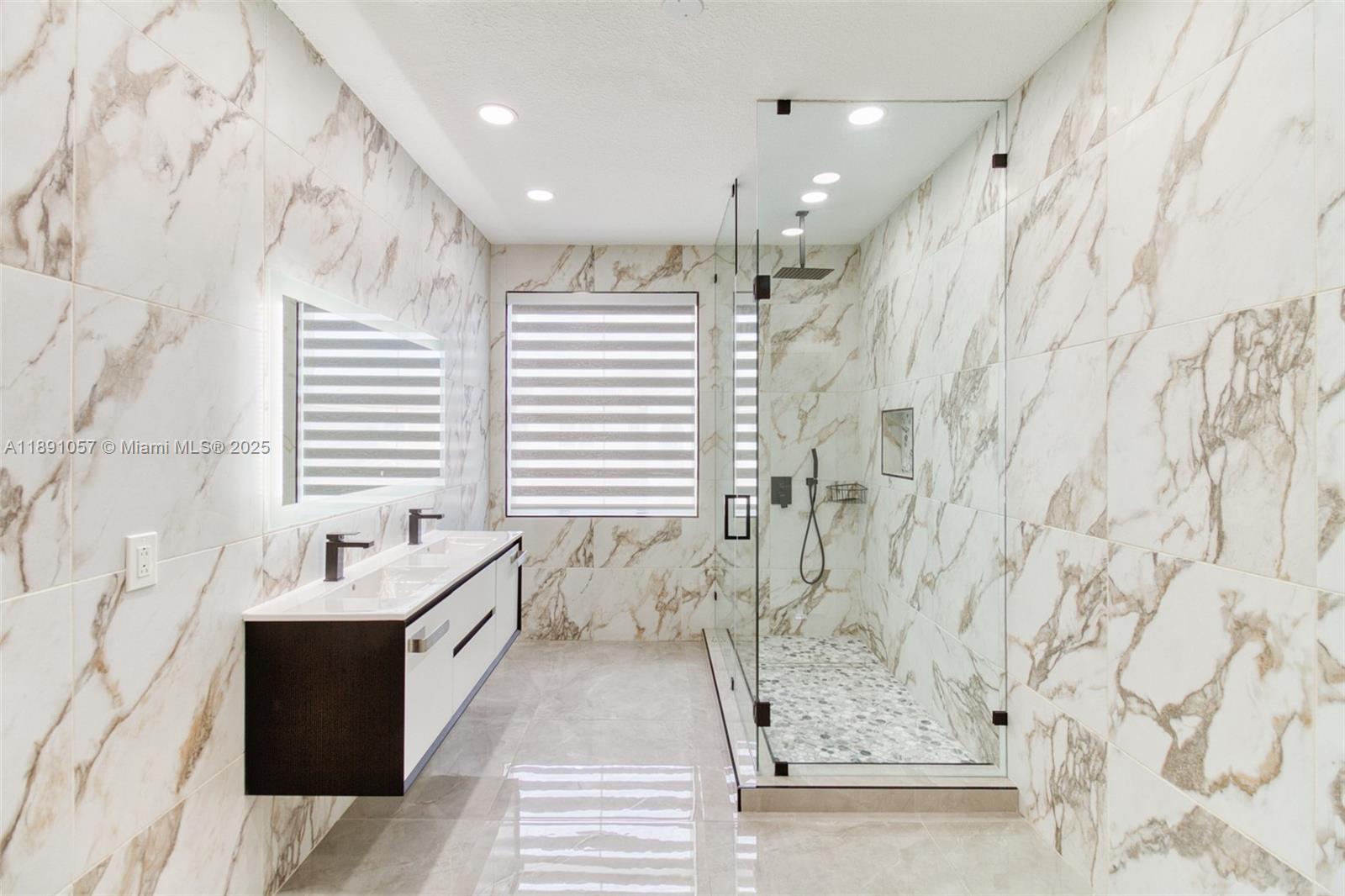 MAPLE RIDGE - Residential Lease