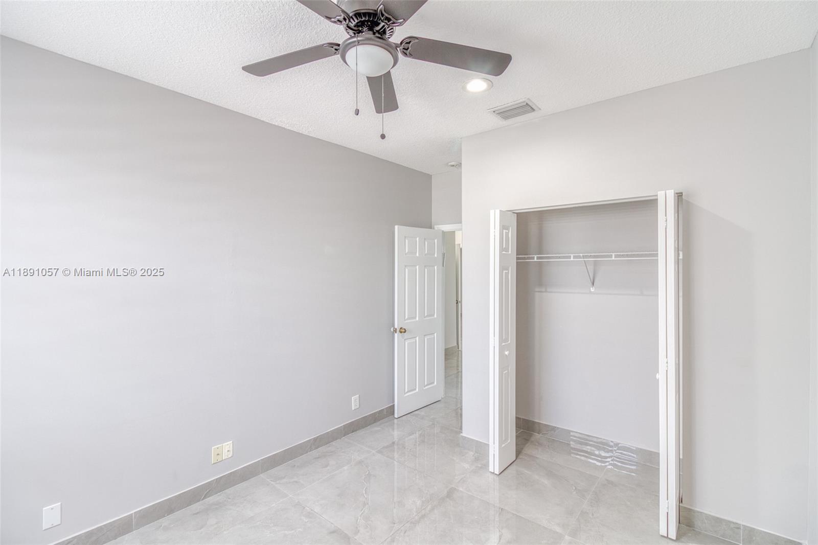 MAPLE RIDGE - Residential Lease