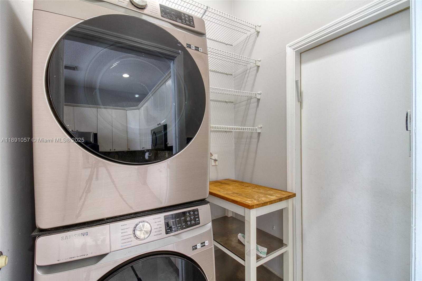 MAPLE RIDGE - Residential Lease