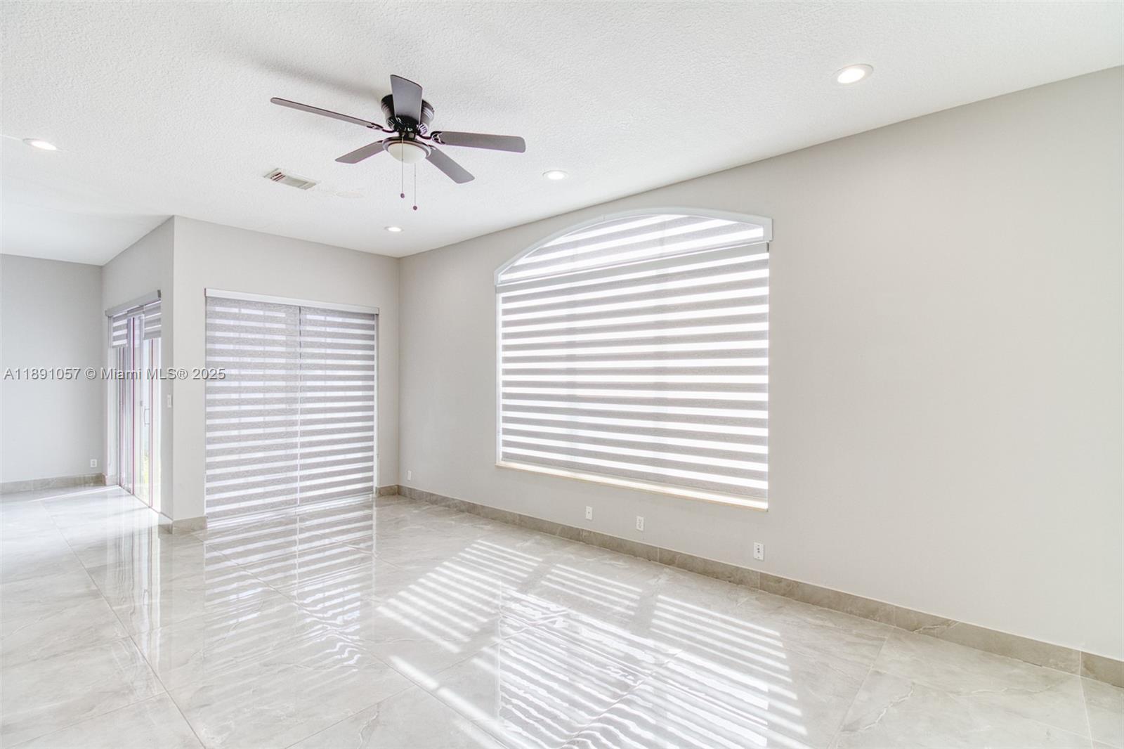 MAPLE RIDGE - Residential Lease