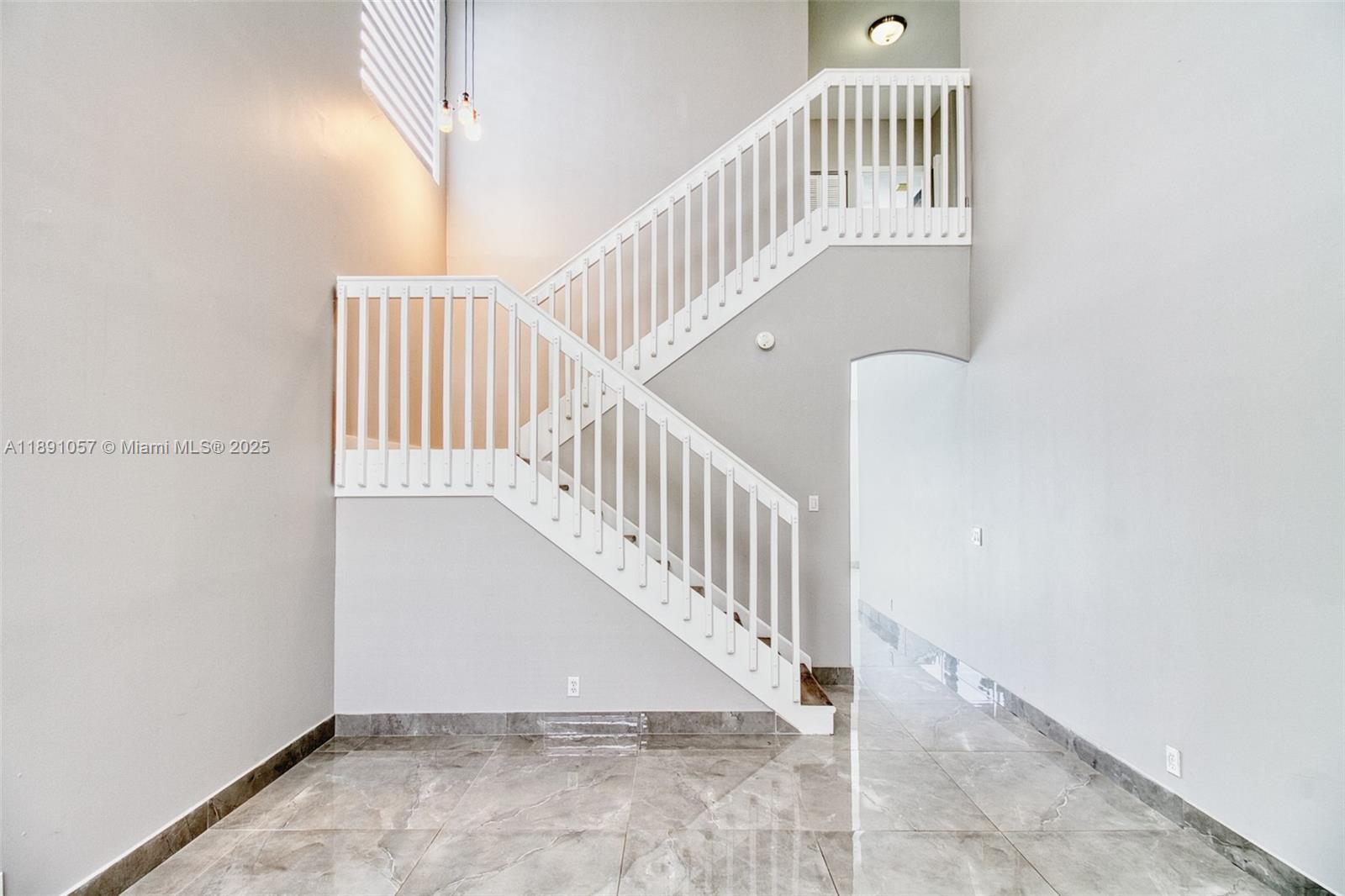 MAPLE RIDGE - Residential Lease