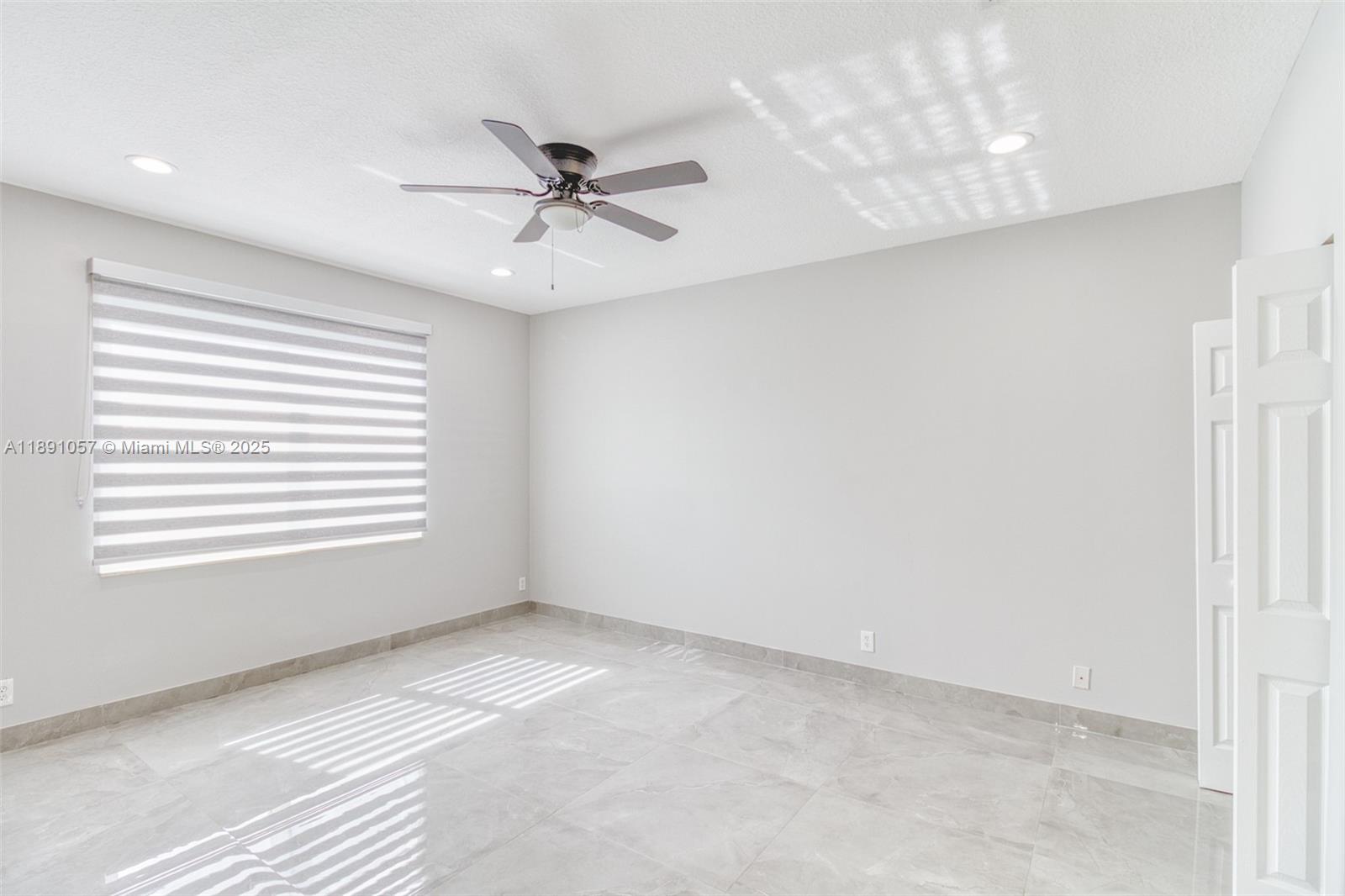 MAPLE RIDGE - Residential Lease