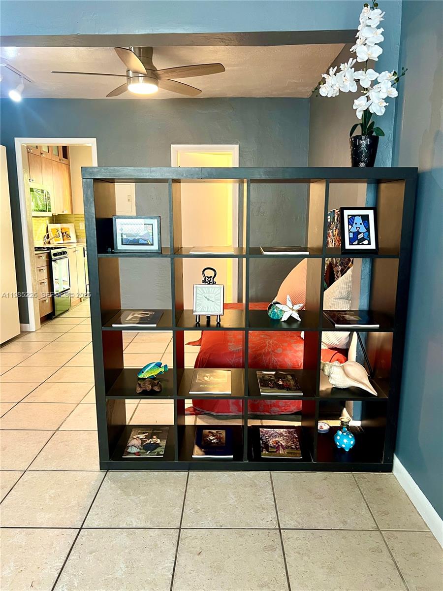 835 MERIDIAN CONDO - Residential Lease