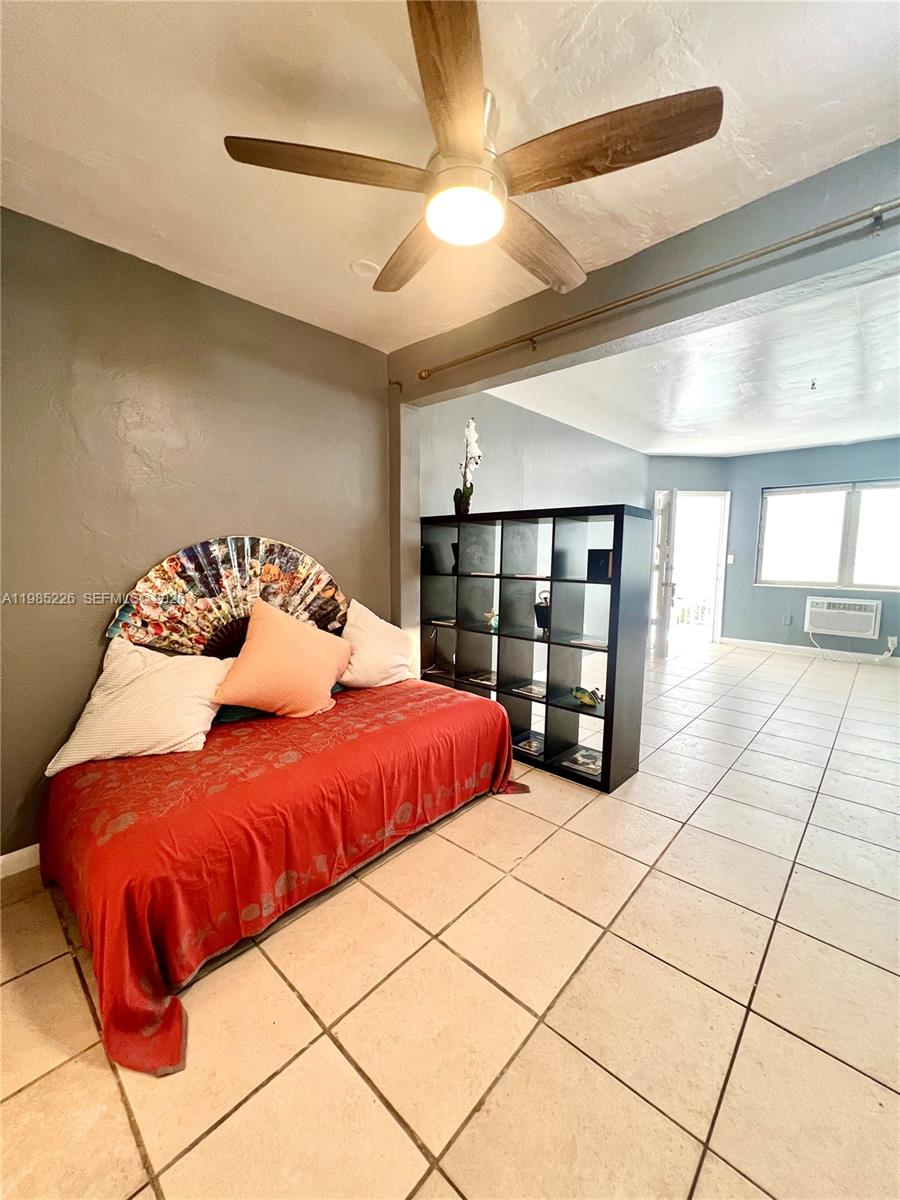 835 MERIDIAN CONDO - Residential Lease