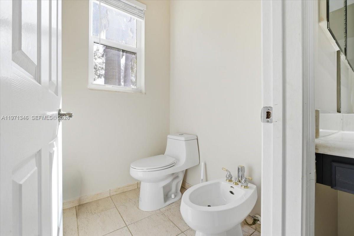 WEST SHORE - Residential