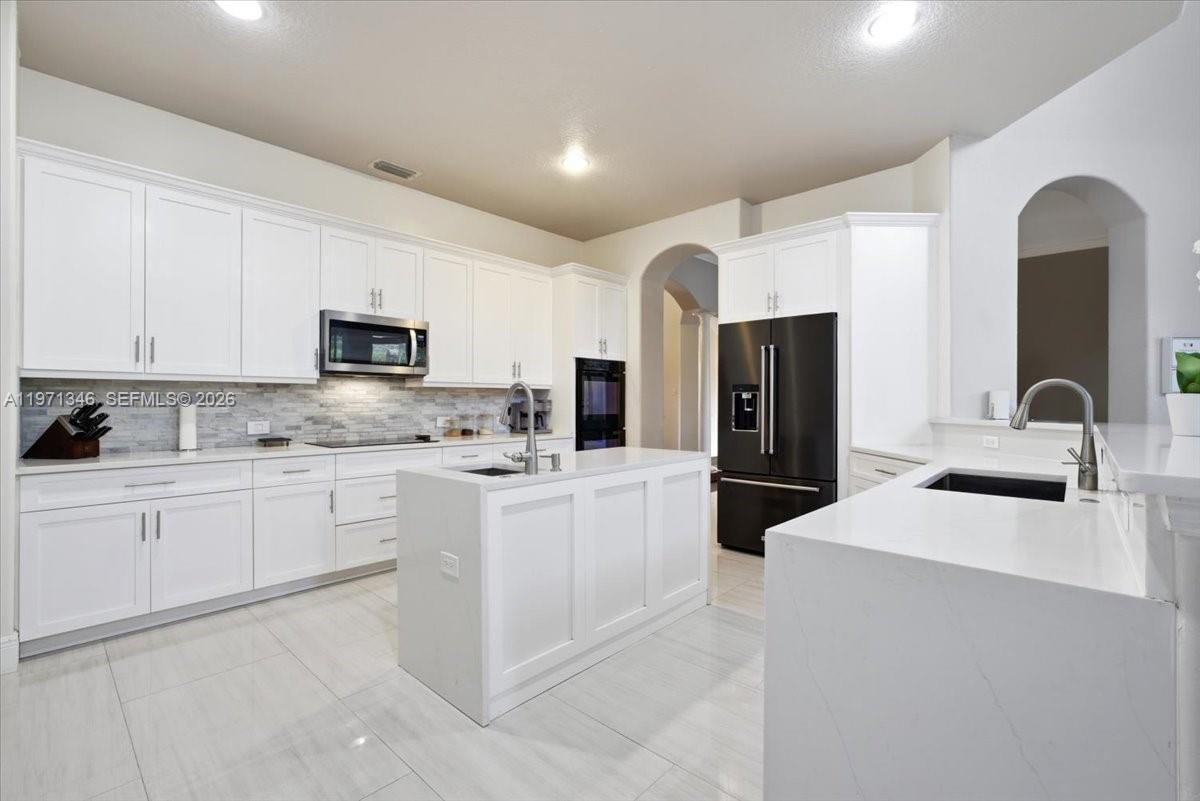 WEST SHORE - Residential