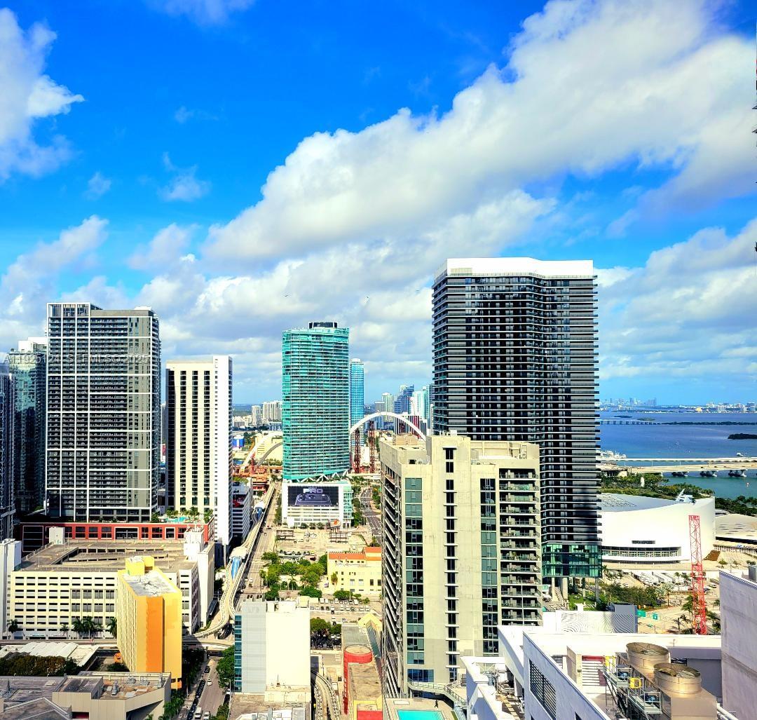 THE LOFT DOWNTOWN II COND - Residential