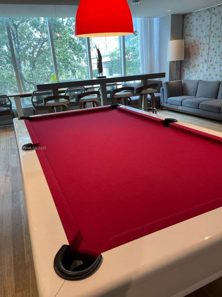 THE LOFT DOWNTOWN II COND - Residential