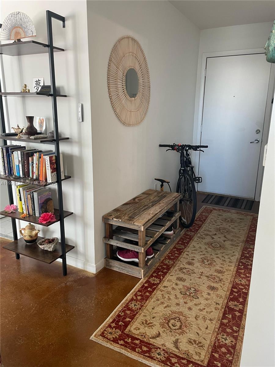 THE LOFT DOWNTOWN II COND - Residential