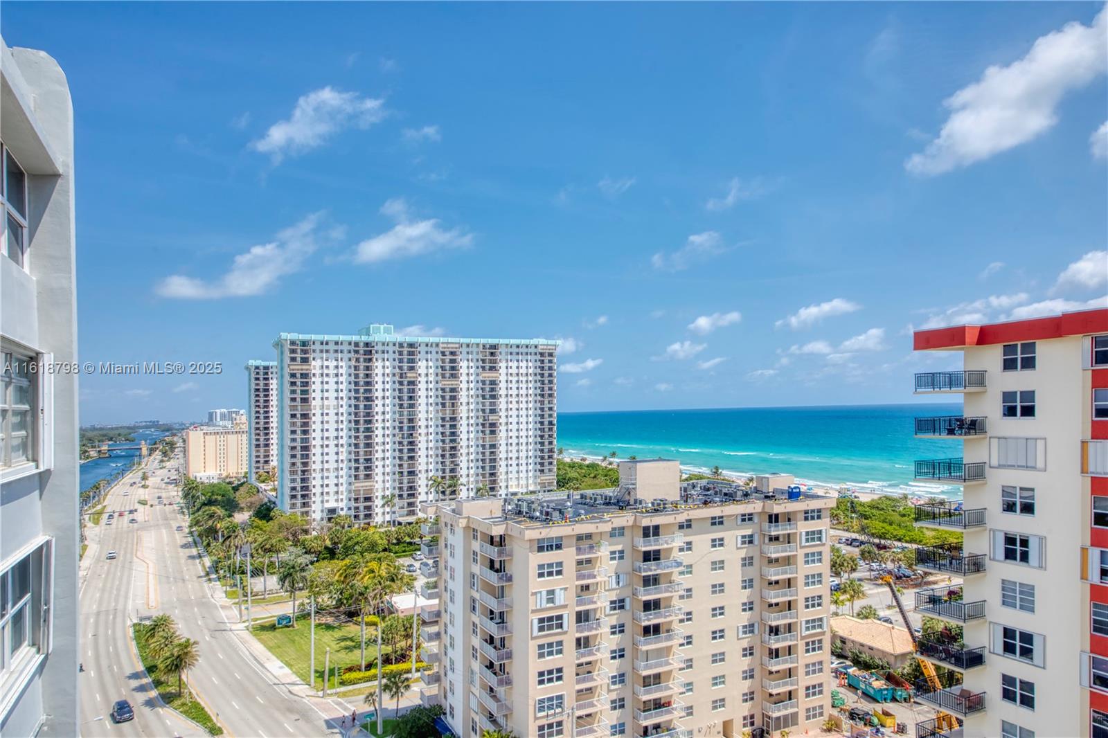 TRAFALGAR TOWERS CONDOMIN - Residential