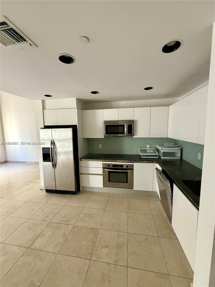 1060 BRICKELL CONDO - Residential Lease