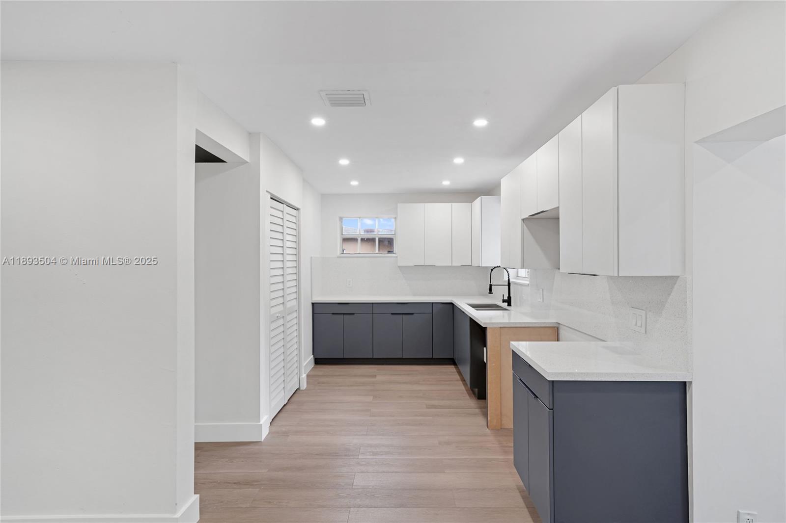 FULFORD HIGHLANDS 1ST ADD - Residential