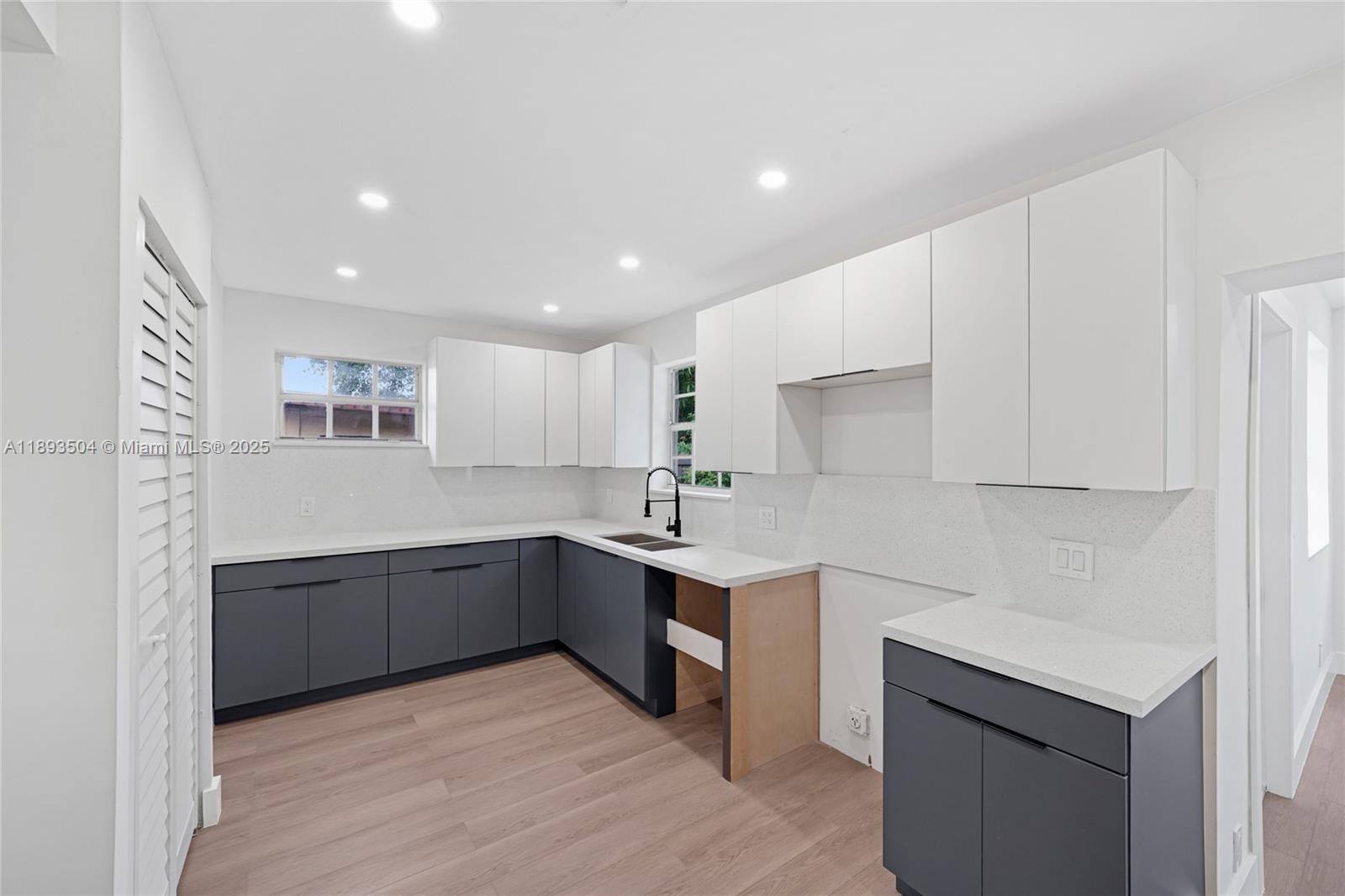 FULFORD HIGHLANDS 1ST ADD - Residential