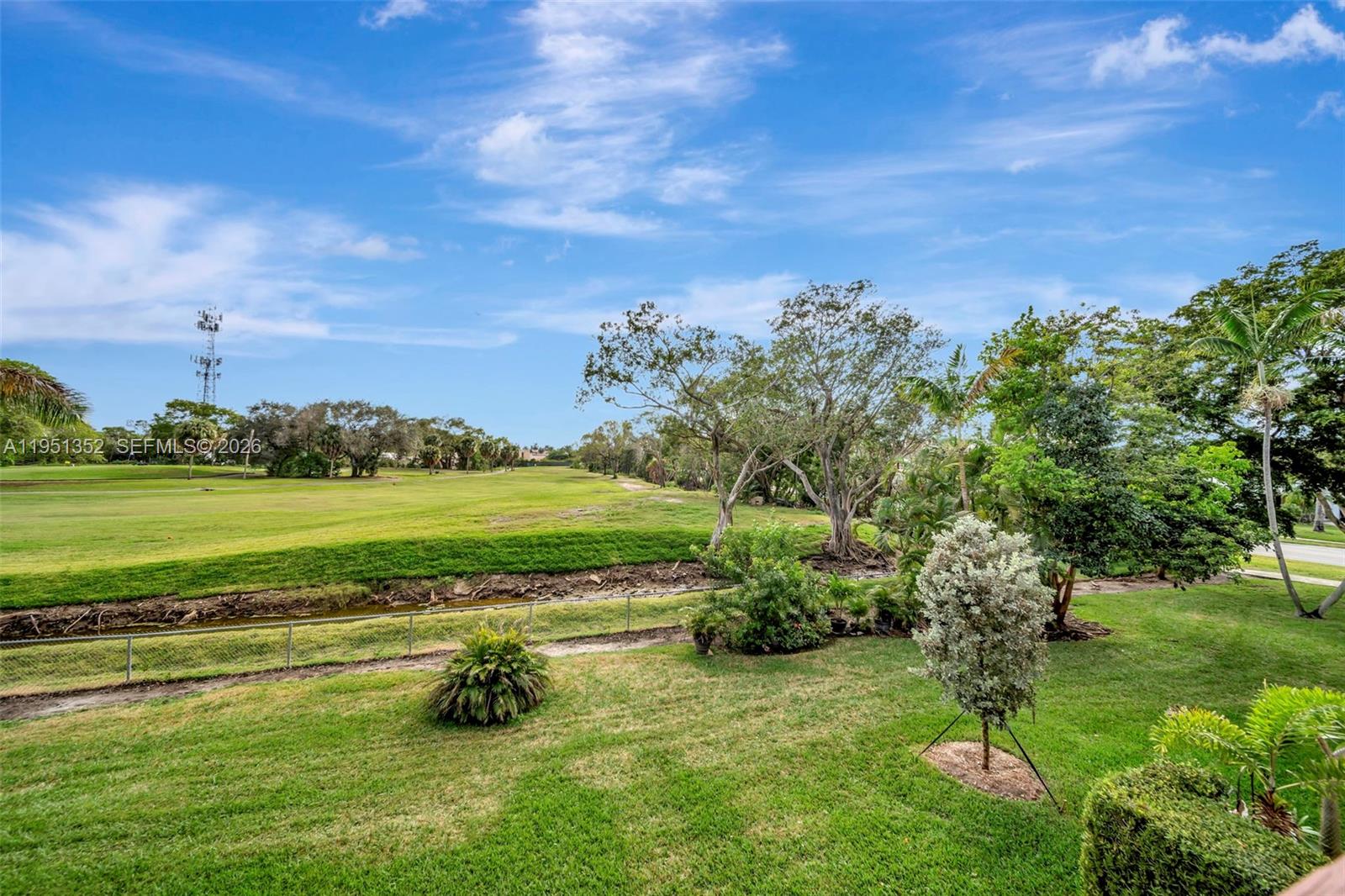 SANDPIPER POINT - Residential